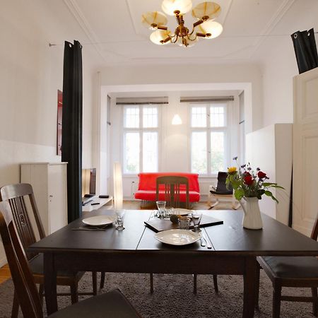 Elegante Altbauwohnung Berlin Eksteriør billede