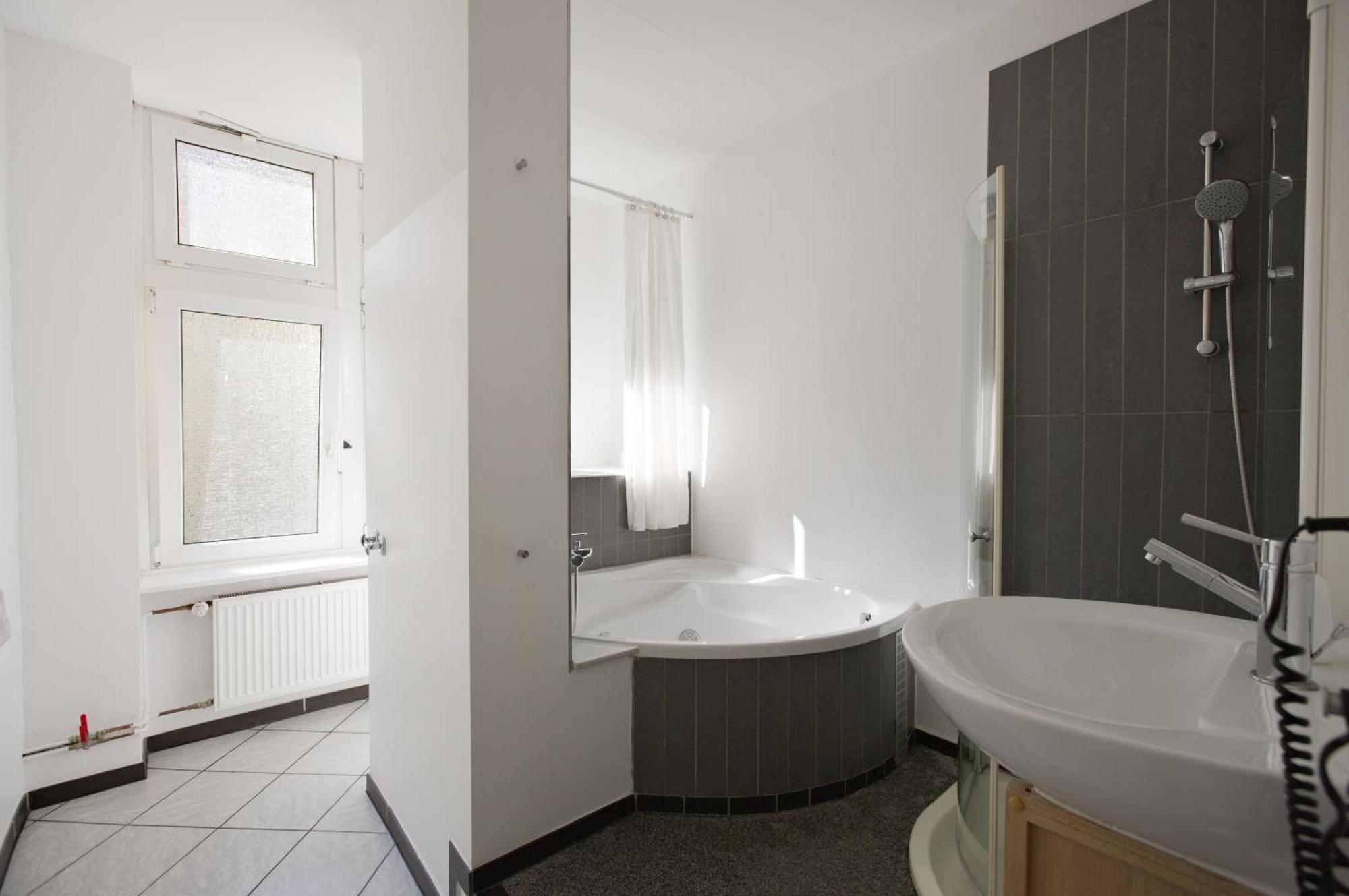 Elegante Altbauwohnung Berlin Eksteriør billede